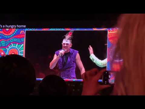 Mitch Tambo and Reigan perform Great Southern Land