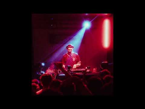 DJ MU540 FANTÁSTICO MUNDO DA OAKLEY X BEAT M4T4 PROFESSORA DJ KS. REPROD og.r4f