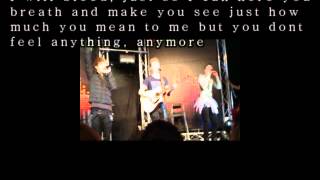 District 3 - Dead to me lyrics