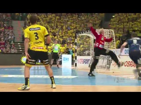 Das 1. Halbfinale beim REWE Final Four in der Zusammenfassung