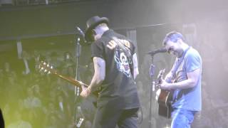 Eric Church - Cold One - April 11, 2015 - Calgary, AB