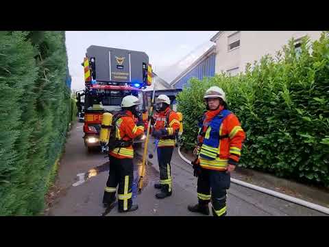 150.000,-  Euro  Sachschaden bei Brand eines Holzanbau in Sinsheim-Eschelbach