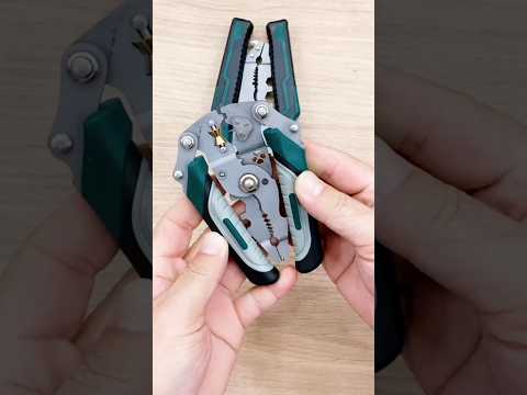 18 in 1 Foldable Wire Stripper
