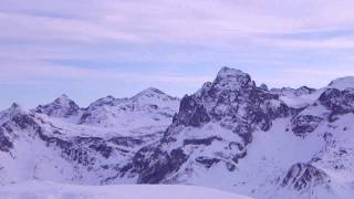 preview picture of video 'Panorámica desde el Pico de Canal Roya 2345m (Portalet, Pirineos)'