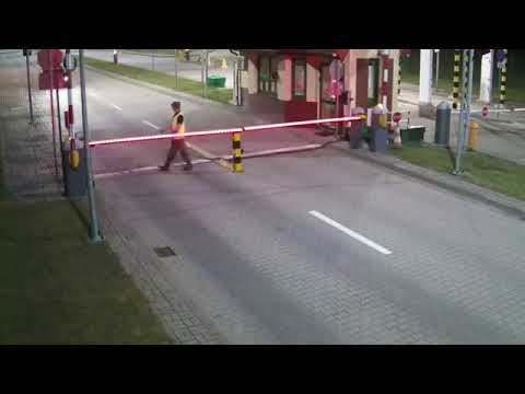 Rosjanie taranują granicę Polski