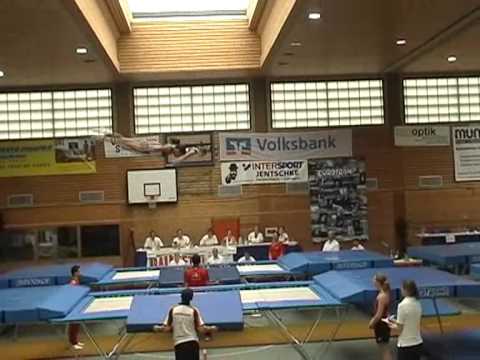 Synchron Lilli Hindermann und Julia Negassa 2010, Trampolin