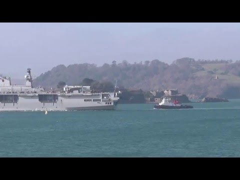 HMS Ocean L12 14 03 2016