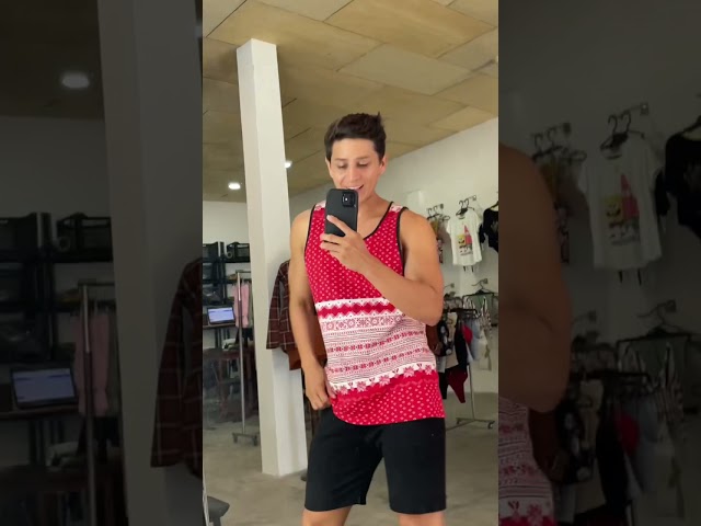 Vídeo relacionado con Aragorn Arwen Silueta Fantasía Arte Camiseta sin Mangas