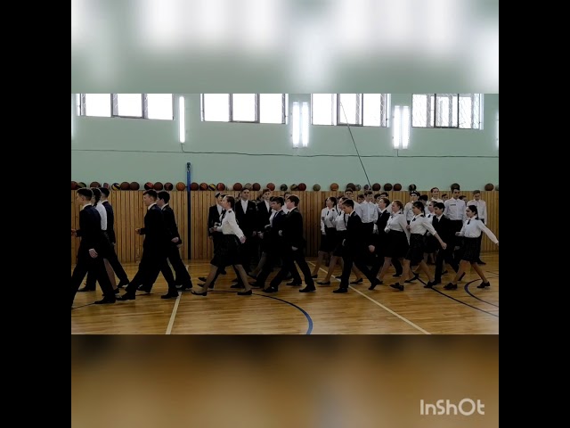 Смотр строя и песни в Камскоустьинской школе
