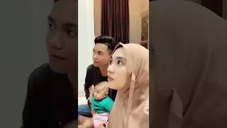 Download lagu Arief dan istri sangat kompak#keluargabahagia #keluargaharmonis #penyanyiminang #shorts mp3