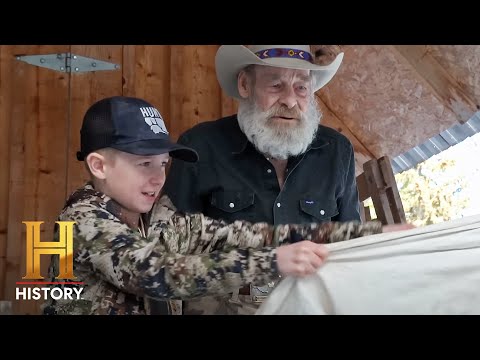Mountain Men: Tom Teaches 10-Year-Old Hank How to Brain-Tan a Deer Hide (Season 12) | History