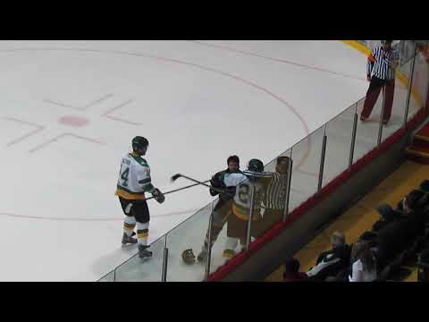 Escarmouche entre Maxime Mathieu et Jean-Philippe Soucy