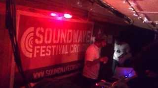DJ Gilla @ Soundwave boat party, 19 07 13 pt2