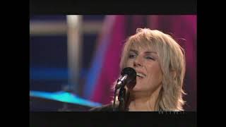 Lucinda Williams - Real Live Bleeding Fingers And Broken Guitar Strings LIVE!
