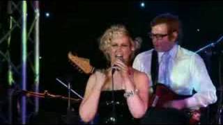 Alice Russell Live - Seven Nation Army