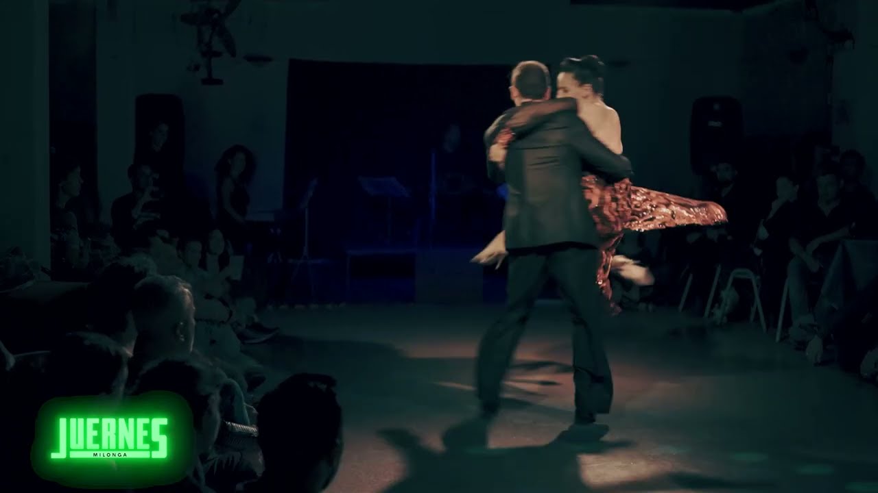 Video thumbnail for NURIA LAZO Y FEDE IBAÑEZ EN JUERNES MILONGA