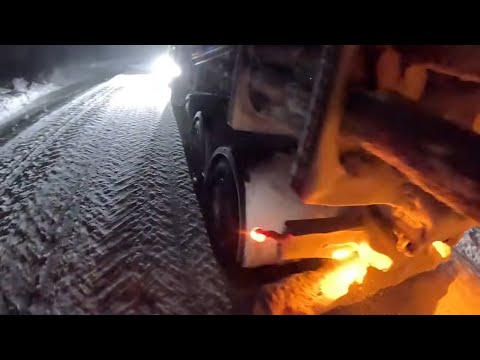 Oikomista lumihangessa ja kuorma kenttään 