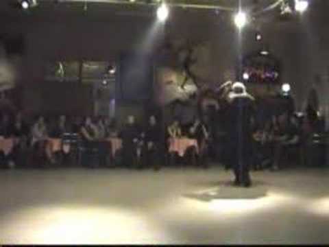  Gerardo Quiroz  and  Roberta Coen  are  dancing  to  the  tango  "  Pasional  "