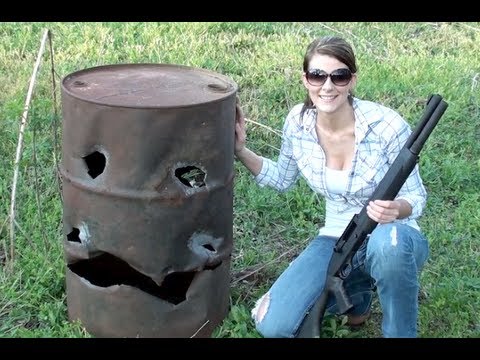 THIS GIRL CAN HANDLE A SHOTGUN!! Video