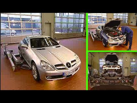 Mercedes-Benz SLK - How to remove / install the front bumper | R171