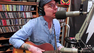 Justin Townes Earle - Maybe a Moment - Live on Lightning 100, powered by ONErpm.com