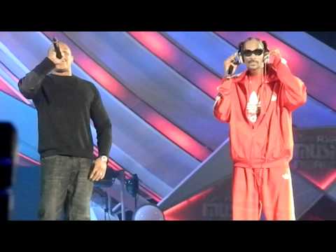 Dr Dre & SnoopDog @ MAMA Singapore (29/11/2011)