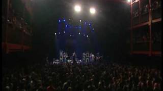 Madball feat Téglás Zoli (IGNITE) - Nuestra Familia CONCERT VIDEO  (GOOD QUALITY)