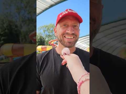 John vous pr�sente son camping !