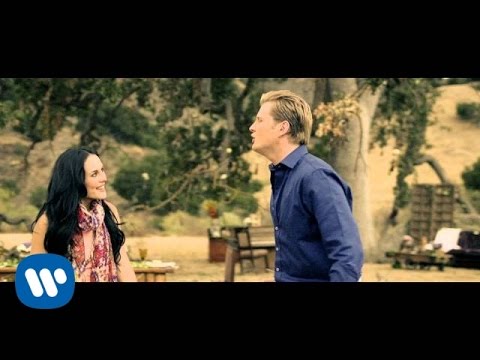 Alexander Acha - Amor Sincero feat. Zuria Vega (Video Oficial)