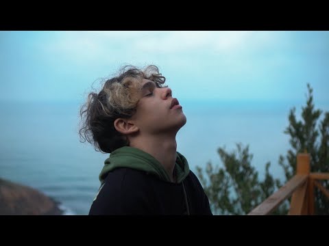 Alper Erözer - Kafa Rahat (Official Video)
