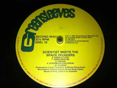 Barry Brown - We Nah Run / Scientist - Supernova Explosion