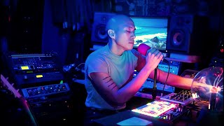 Harriet Brown - In My Head (Live From Home)