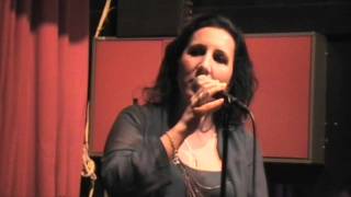 Sanna Martin -  Kärlek I Tystnadens Tid, Live at Underbara Bar, Stockholm 6(6)