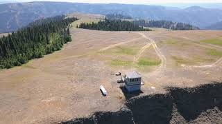 A north to south flyby of Table Rock Lookout.