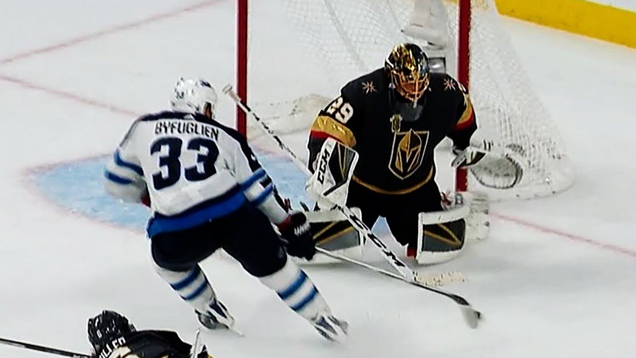 Vidéo: Marc-André Fleury qui FLATTE l'OREILLE de Blake Wheeler...