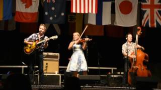 Hot Club of Cowtown - Big Balls in Cowtown