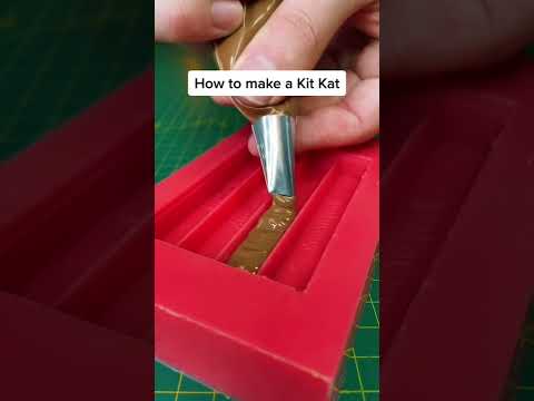 How to make a Kit Kat for beginners!