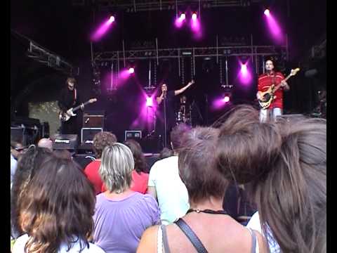 Daphne D - Rock Belge - Francofolies de Spa Juillet 2010 - Concert Live