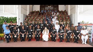 02.02.2022: Governor felicitates State NCC for winning PM Banner;?>