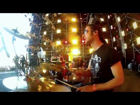 AC/DC - TNT (cover)- Trzynasta W Samo Południe - Woodstock 2015  Bandaż - Drum Cam