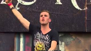 Alesso &amp; Calvin Harris feat  Theo Hutchcraft   Under Control Nicky Romero Live @ TomorrowWorld 2013