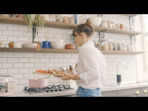 Deliciously Ella | Vegan Lentil Bolognese