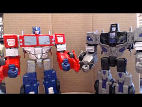 Chuck's Reviews Transformers Combiner Wars Motormaster