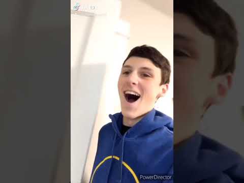 12 minutes and 32 seconds of Marvin blowing your mind and running into doors 🚪