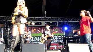 Candy Dulfer | Crazy, live @ Feedback, Rotterdam. 02-10-11