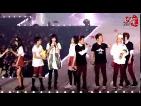 131225 Victoria Focus - Christmas Wonderland Ending