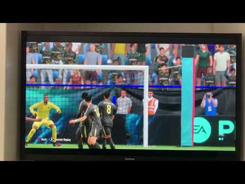 Insane Free Kick with Thiago Mendes Showdown Card