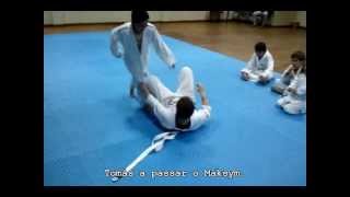 preview picture of video 'Tomás open guard pass - Royce Gracie Portugal Alentejo'