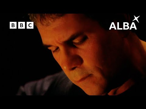 Russ Barenberg | Les Veuves De La Coulée | Transatlantic Sessions | BBC ALBA
