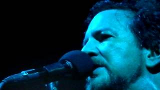 Pearl Jam - Ed Intro / No Way - Los Angeles (November 24, 2013)